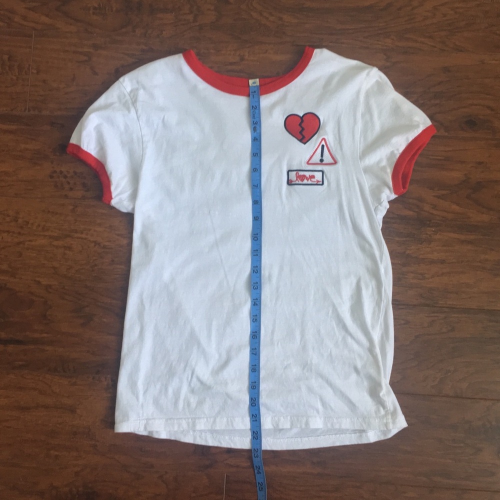 SALE❗️White Tee with Red Piping Sleeves